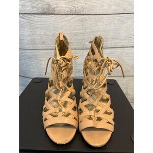 Nine West Authority Leather Strappy Heal Size 8